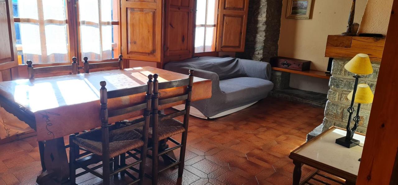 Apartaments Rurals XIX Queralbs Kültér fotó